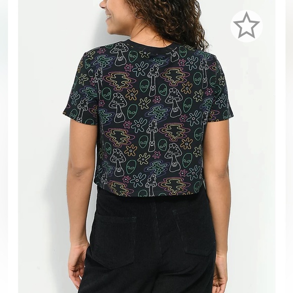 A-Lab Quinnie Mushroom All Over Print Black Crop T-Shirt ๐ - Picture 2 of 3